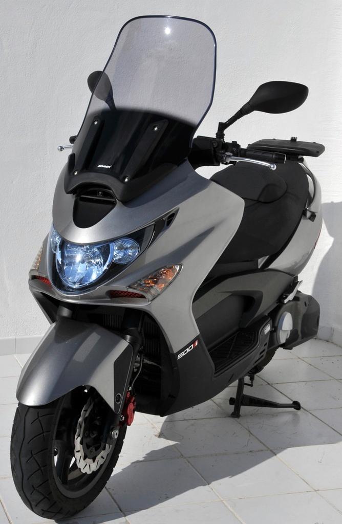 Parabrisas para Kymco XCITING 250/300/500 2005-2008 (alta protección - 60 cm)