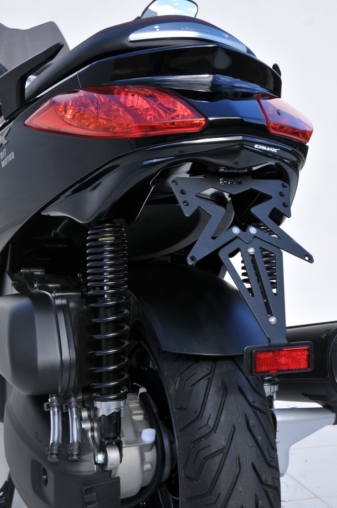 Paso de rueda para Yamaha X-MAX 125/250 2010-2013