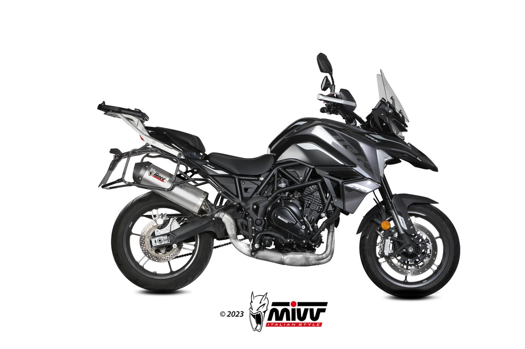 [E.012.LX2C] Mivv Slip-On Oval St. Steel con tapa carbono Benelli TRK 702 / X 2023-24