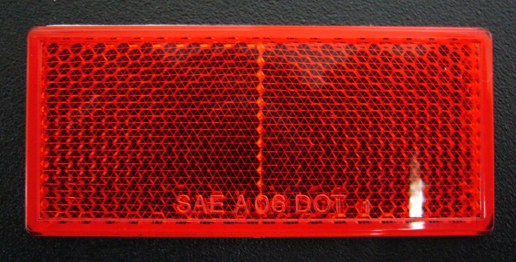 [9105RG055] Retro-reflector 80x35 mm E11