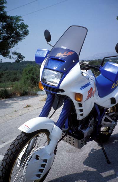 [10100021] Cúpula alta para Honda DOMINATOR 1992-1995 (+20 cm - con kit de fijación)